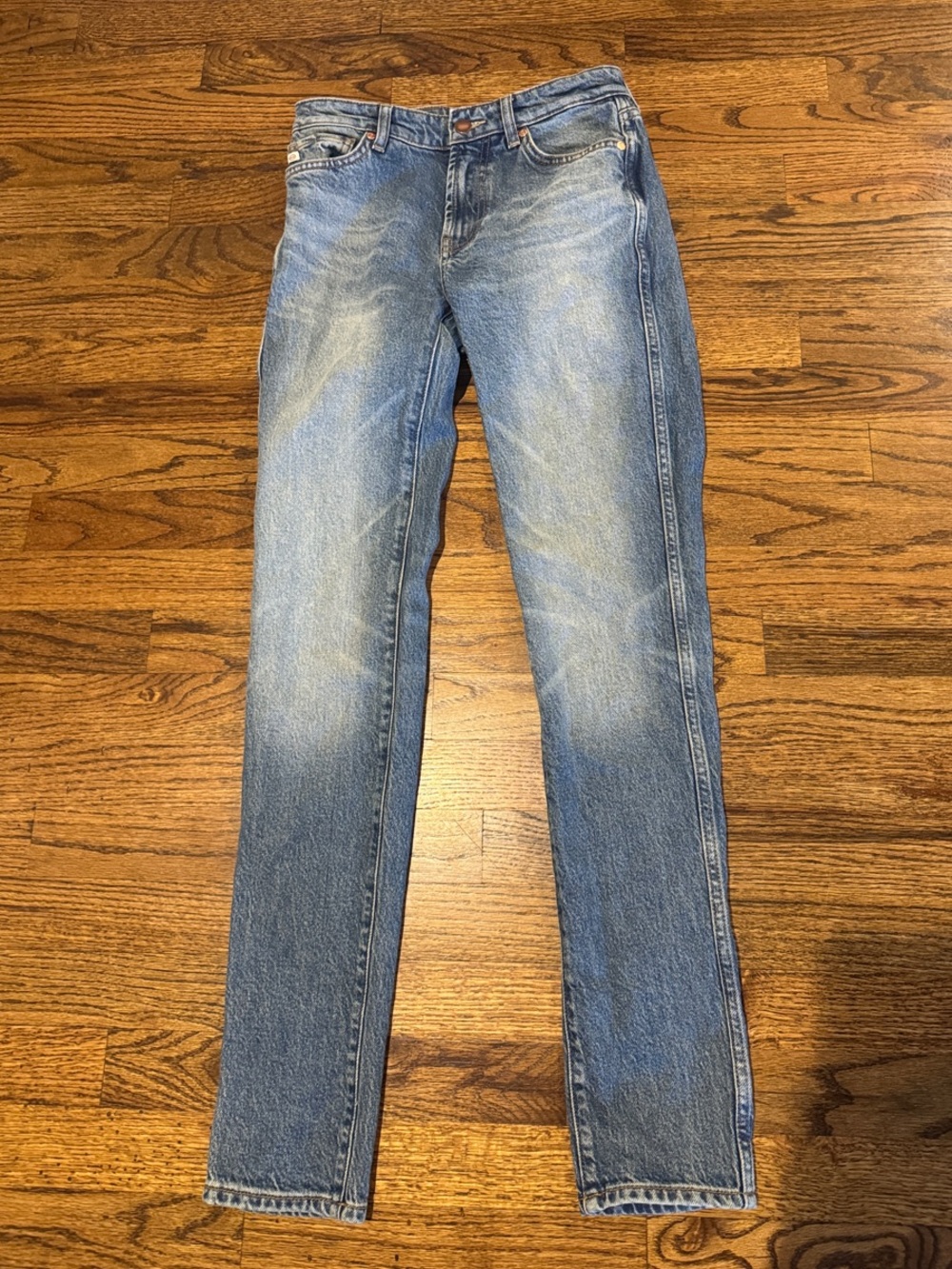 AG Quinn Low Rise Cigarette Jeans